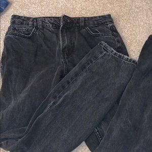 black mom jeans